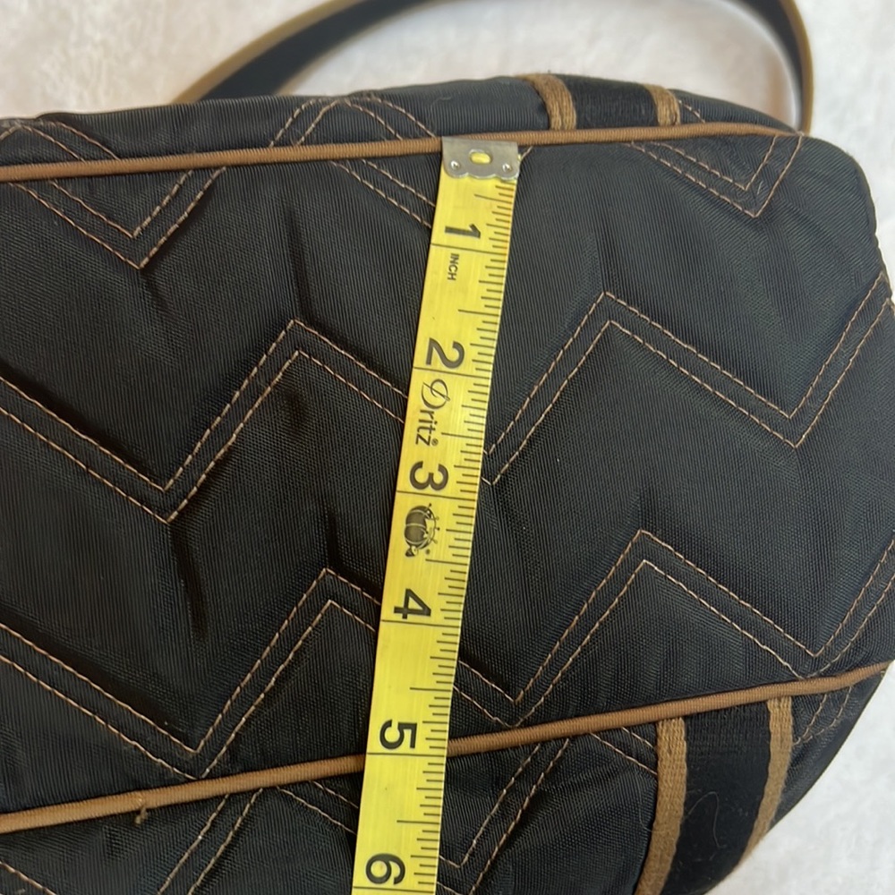 cinda b Ravinia black shoulder purse travel friendly - Picture 7 of 10